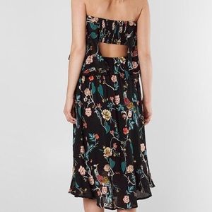 Angie sleeveless dress w/cutout back, never worn